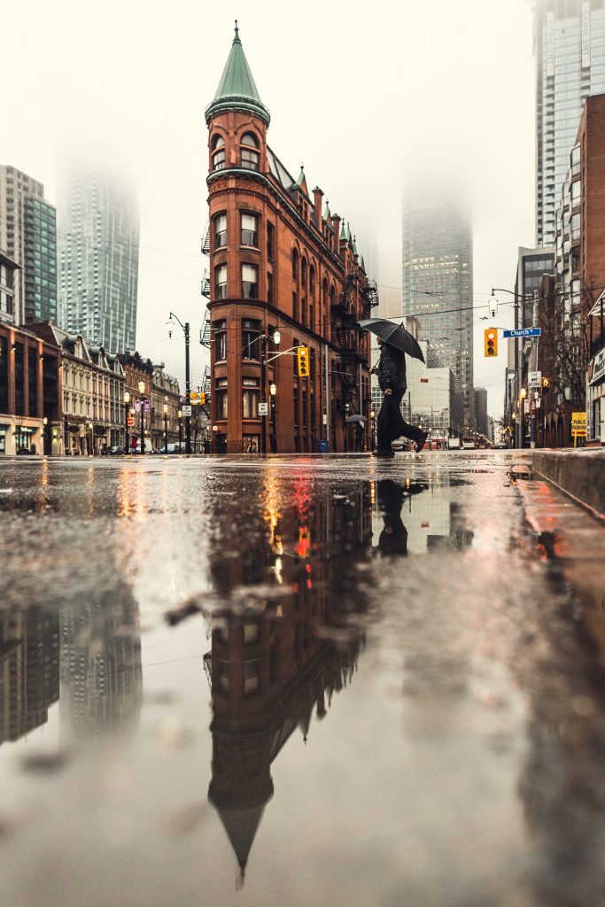 Survivalisme urbain : préparation et équipement pour faire face aux situations d’urgence
